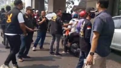 DPP GBR Sriwijaya Bagikan 1.500 Masker Ditengah Kabut Asap Palembang