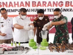 Kejari OKI Musnahkan 1,1 Kg Narkotika, 6 Senjata Api, BB dari 328 Perkara