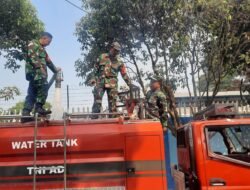 Kodim 0418/Palembang Pastikan Bantuan Air Bersih Menjangkau Warga Sako