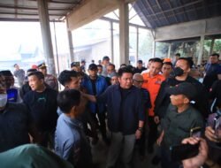Herman Deru Pilih Menginap di Desa Jungkal, Pantau Langsung Karhutla
