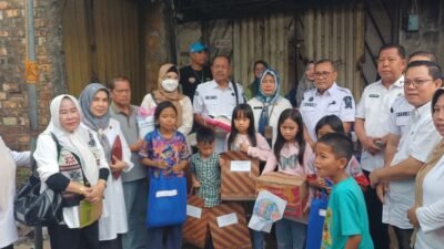 Disdik Palembang Salurkan Bantuan Korban Kebakaran di 8 Ulu